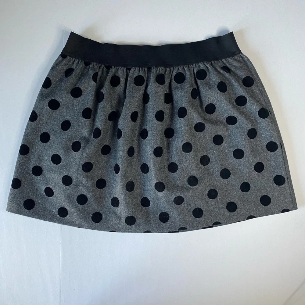 Body by Victoria‎ Secret Wool, fully lined, Polka Dot A-line, Mini Skirt. Size M